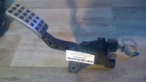 MITSUBISHI COLT 2005-2008 5D ΠΕΝΤΑΛ ΓΚΑΖΙΟΥ ΗΛΕΚΤΡΙΚΟ 6PV008866-00