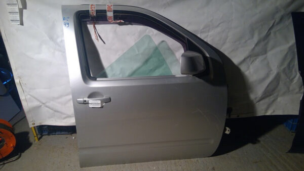 NISSAN PATHFINDER 2006-2014 5D ΠΟΡΤΑ ΕΜΠΡΟΣ R ΑΣΗΜΙ 200€