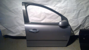 FORD FOCUS 2004-2008 5D ΠΟΡΤΑ ΕΜΠΡΟΣ R ΘΑΛΑΣΣΙ 100€
