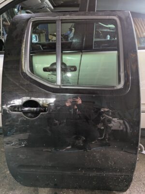 NISSAN NAVARA D40 2005-2010 ΠΟΡΤΑ ΠΙΣΩ R ΜΑΥΡΟ