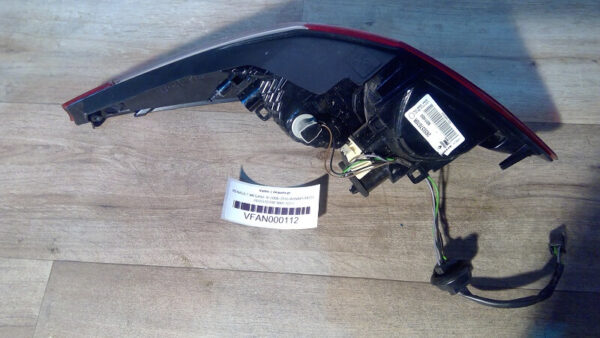 RENAULT MEGANE III 2008-2016 ΦΑΝΑΡΙ ΠΙΣΩ L 265557070R 90011653